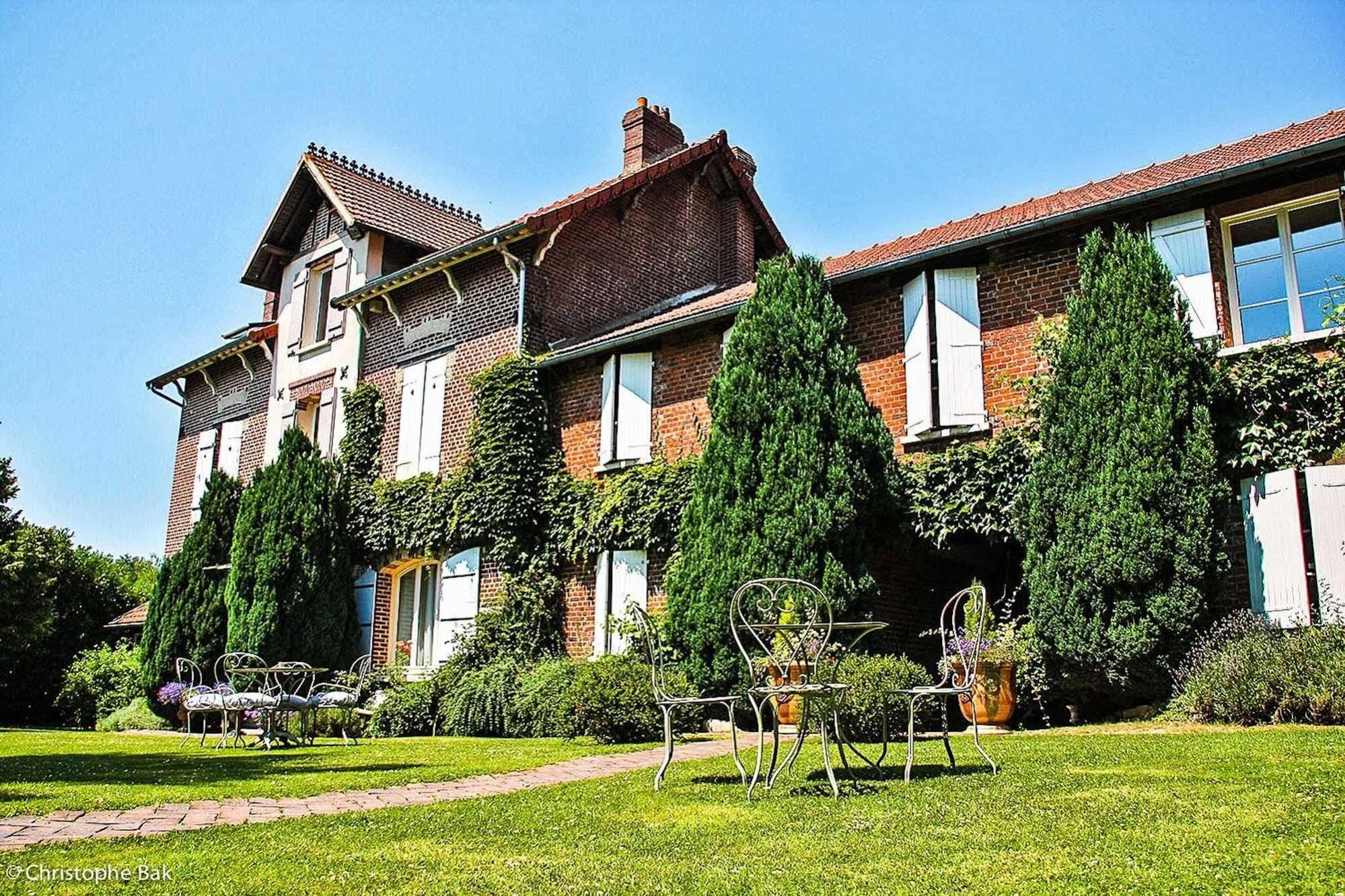 Ivry-le-Temple 德连考特莱斯农庄旅馆酒店 外观 照片