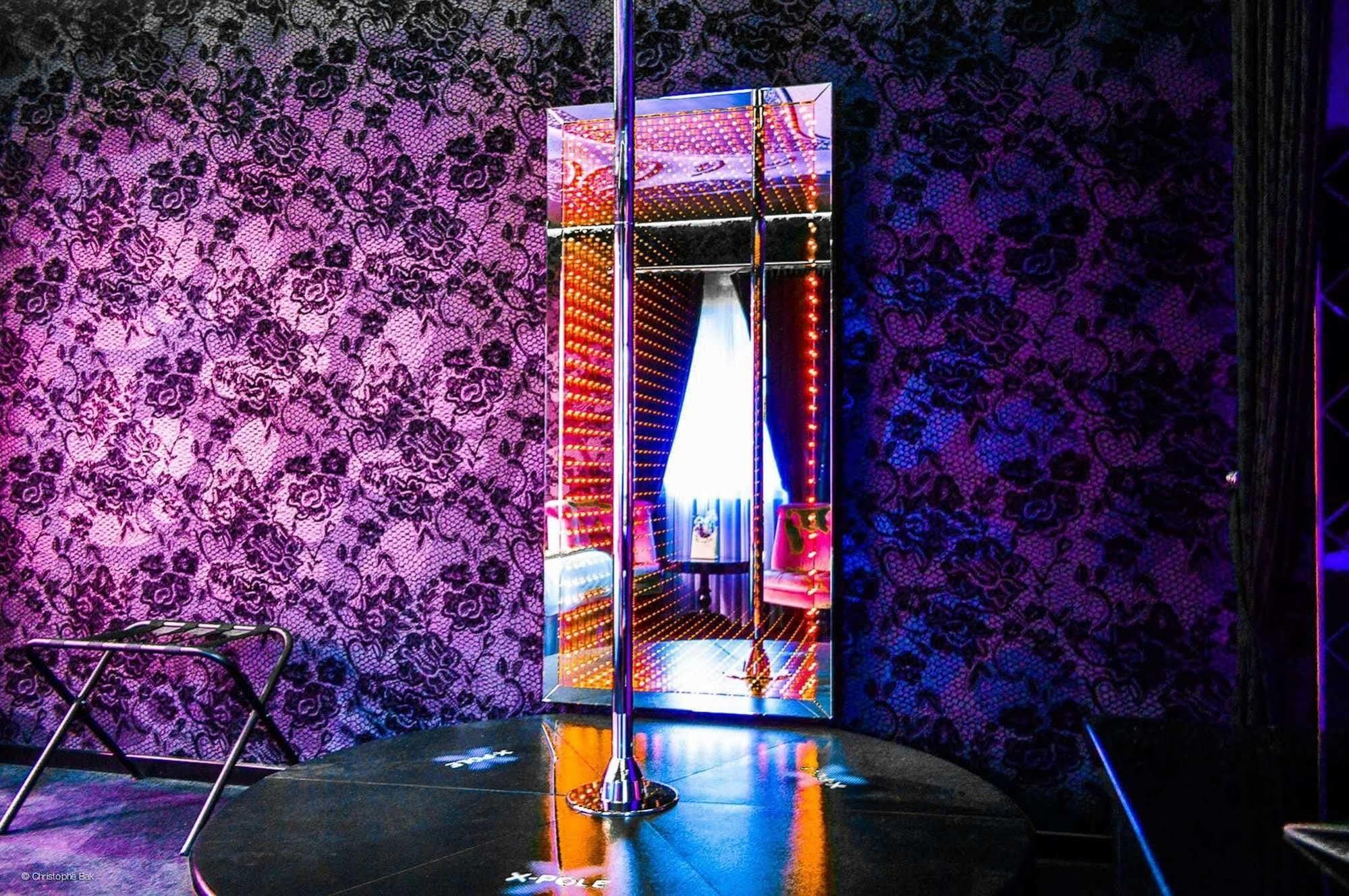Ivry-le-Temple 德连考特莱斯农庄旅馆酒店 外观 照片